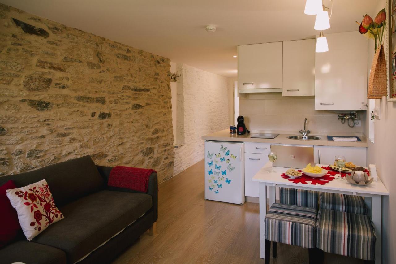 Roompedra Apartamentos Turisticos Santiago de Compostela Luaran gambar