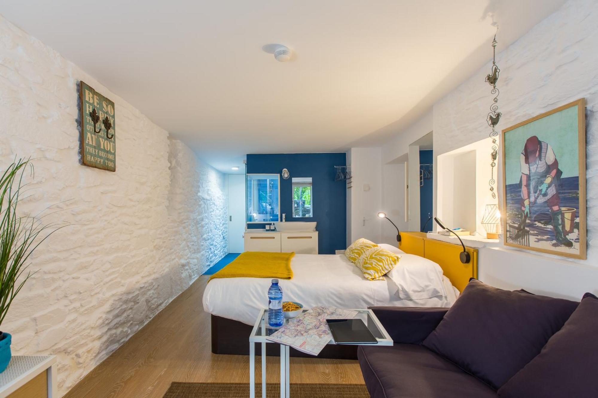 Roompedra Apartamentos Turisticos Santiago de Compostela Luaran gambar