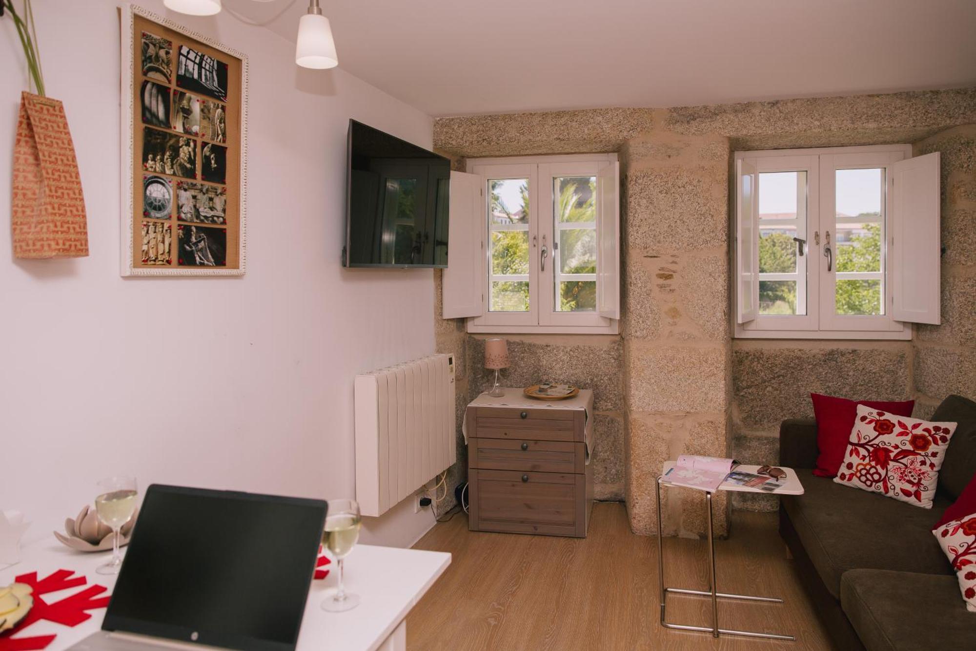 Roompedra Apartamentos Turisticos Santiago de Compostela Luaran gambar