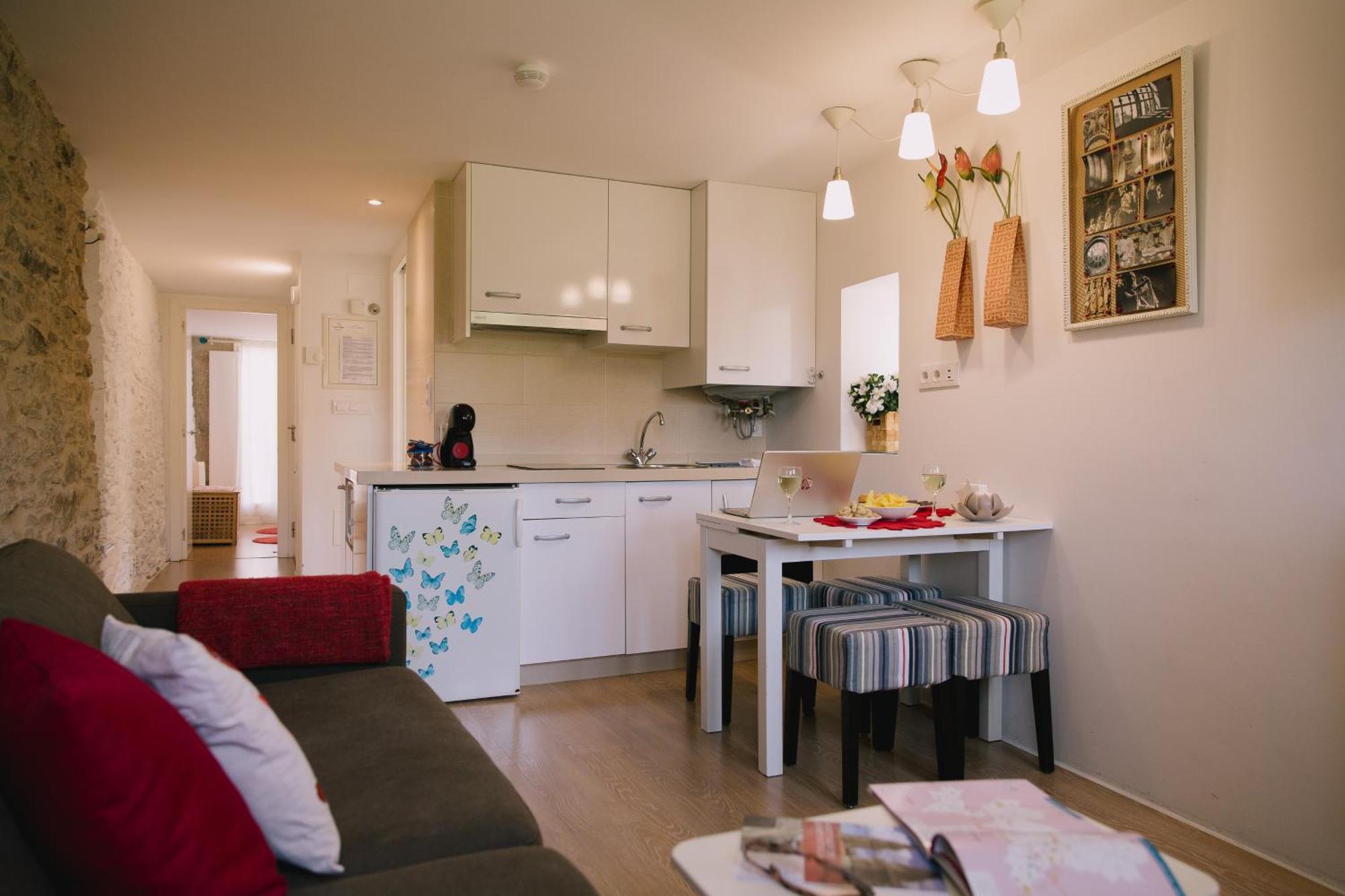 Roompedra Apartamentos Turisticos Santiago de Compostela Luaran gambar